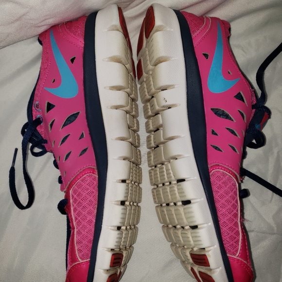 Nike Blue and Pink Running shoes Size 9 - Picture 5 of 10